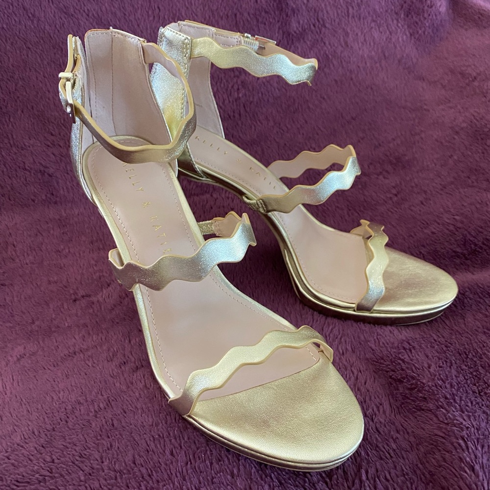 Gold platform heel